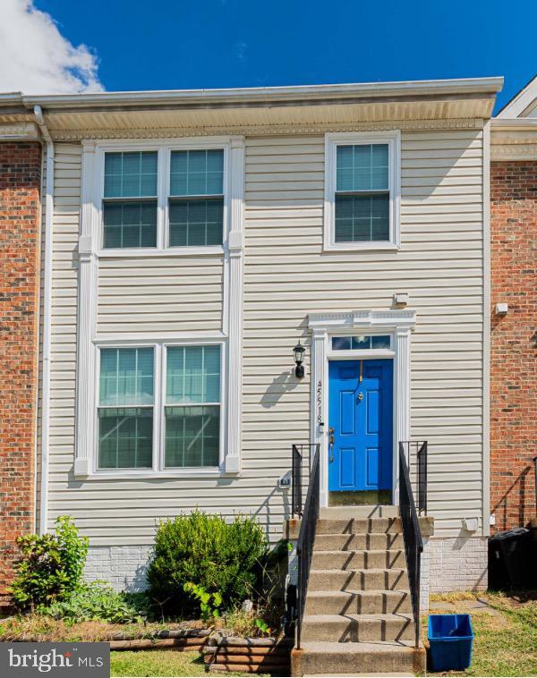 45518 Lakemont Sq, Sterling