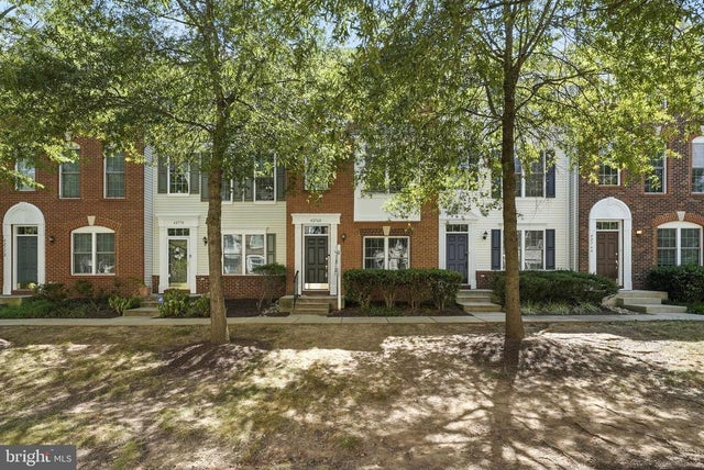42768 Kearney Ter, Chantilly