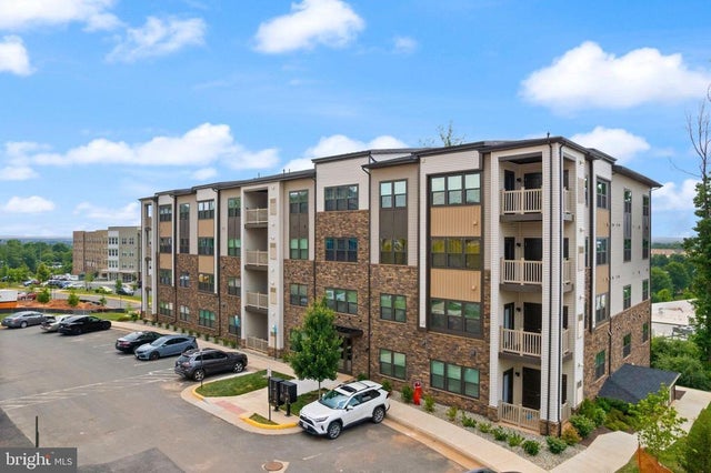 46320 Mt Milstead Ter #301, Sterling