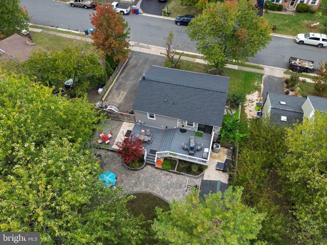 102 N Garfield Rd, Sterling