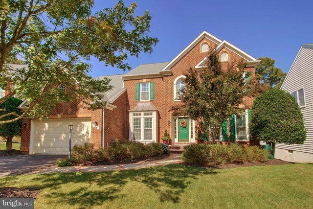 47277 Ox Bow Cir, STERLING