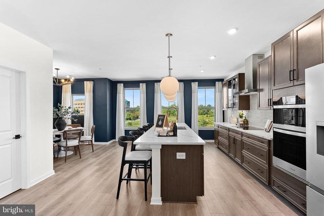 5 Sepia Sq #he, Ashburn