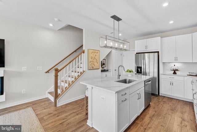 19748 Misty Moss Sq #1, ASHBURN