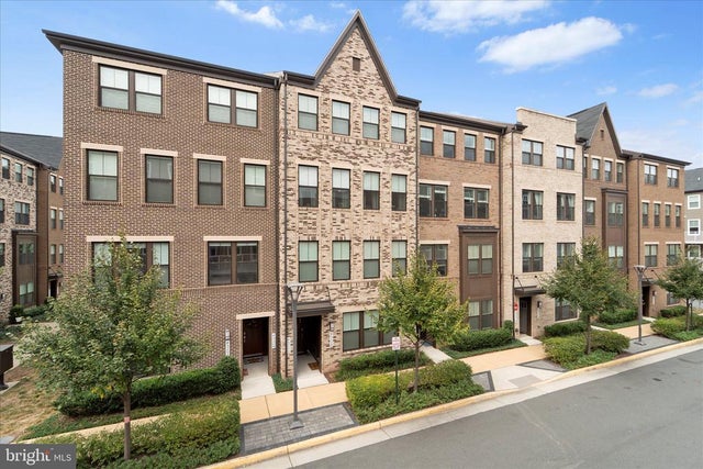 45206 Lettermore Sq, Sterling