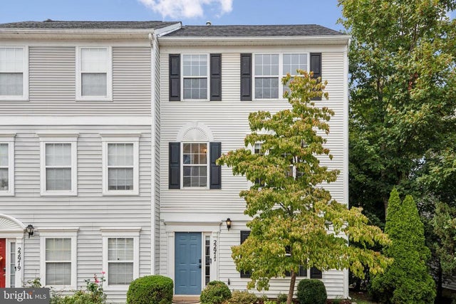 22977 Fleet Ter, Sterling