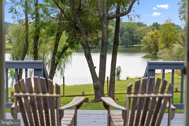 38045 Dawson Gap Ln, Hillsboro