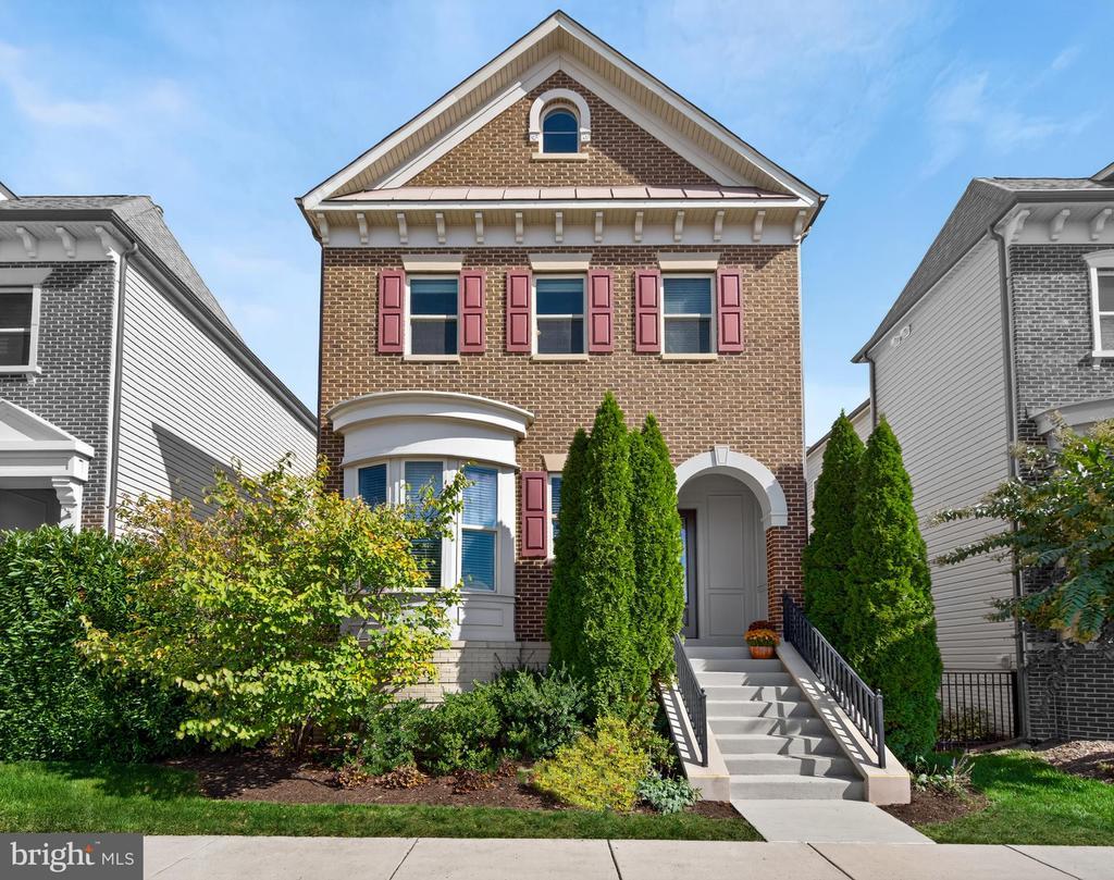 20768 Exchange St, ASHBURN