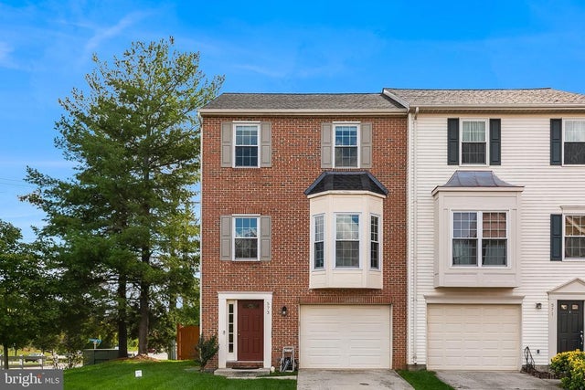 573 Tuliptree Sq Ne, Leesburg