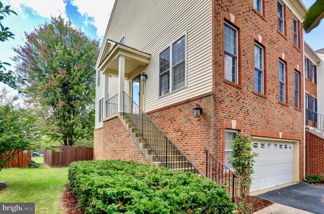 133 Misty Pond Ter, Purcellville