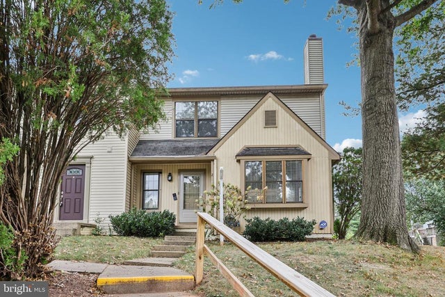 2 Berkeley Ct, Sterling