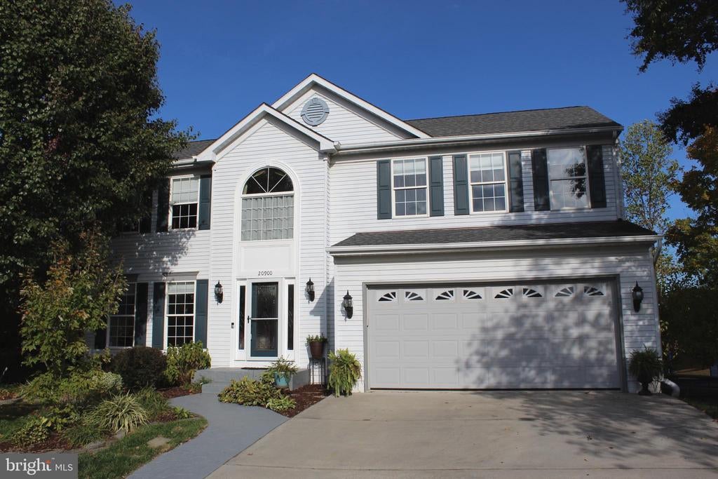 20900 Hollyberry Ct, ASHBURN