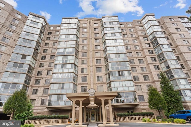 19385 Cypress Ridge Ter #914, Leesburg