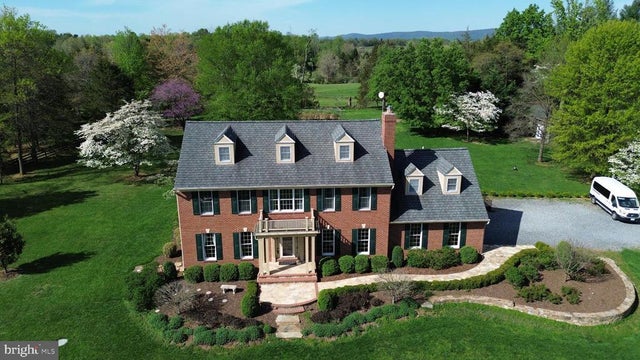 11929 Folly Ln, Lovettsville