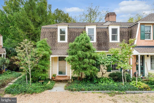 3 Meadowbrook Ct S, Middleburg