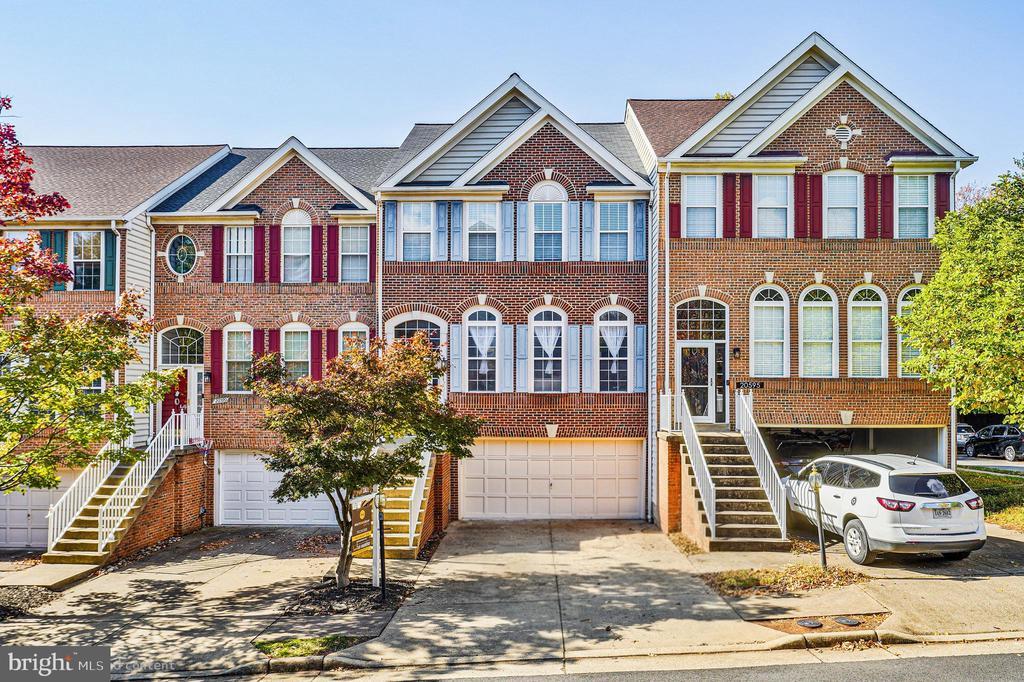 20597 Glenmere Sq, STERLING