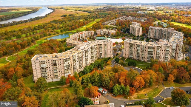 19355 Cypress Ridge Ter #114, Leesburg