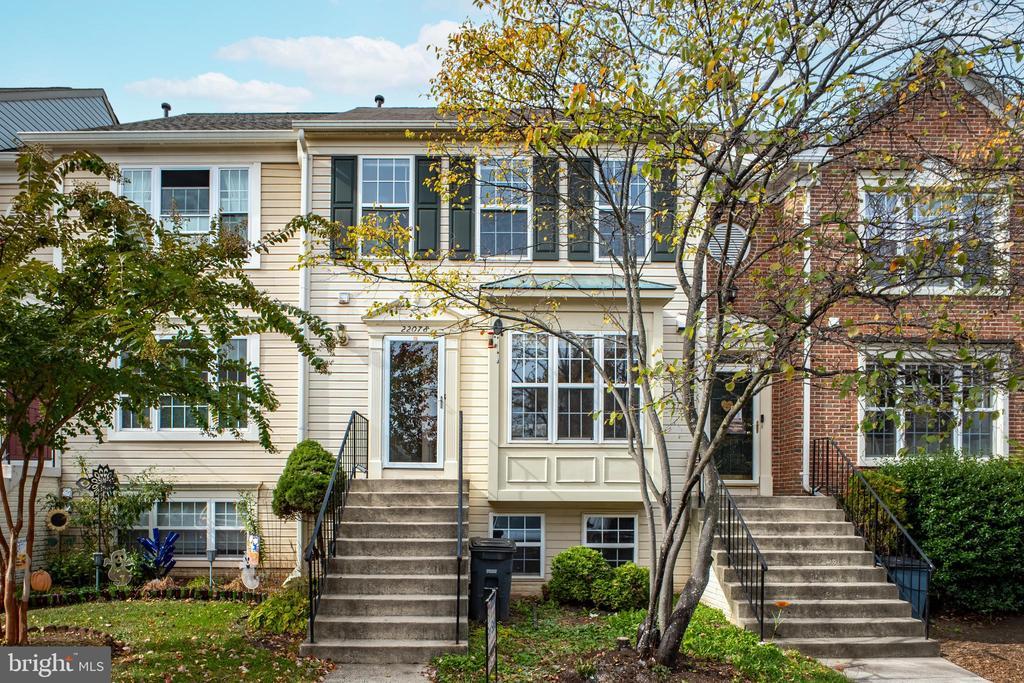 22078 Manning Sq, STERLING