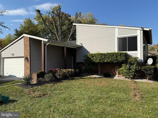 101 Hopeland Ln, Sterling