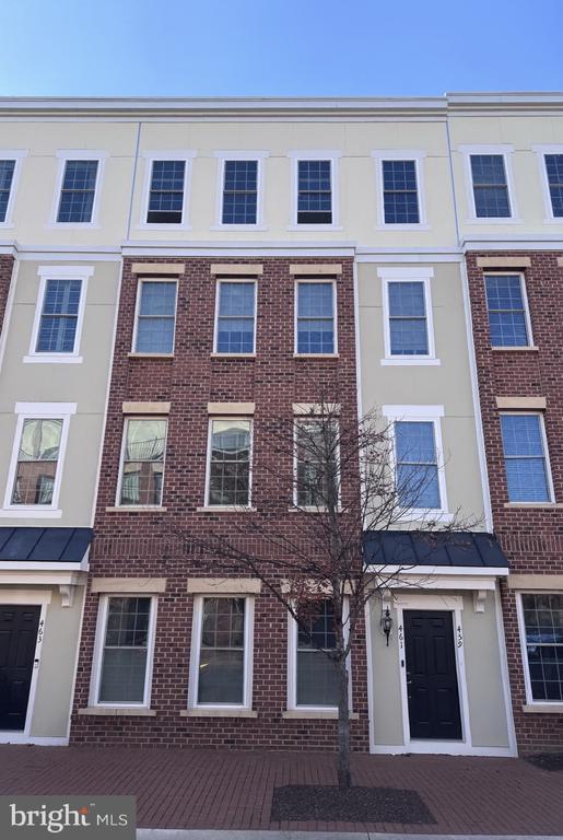 459 Kornblau Ter Se, LEESBURG