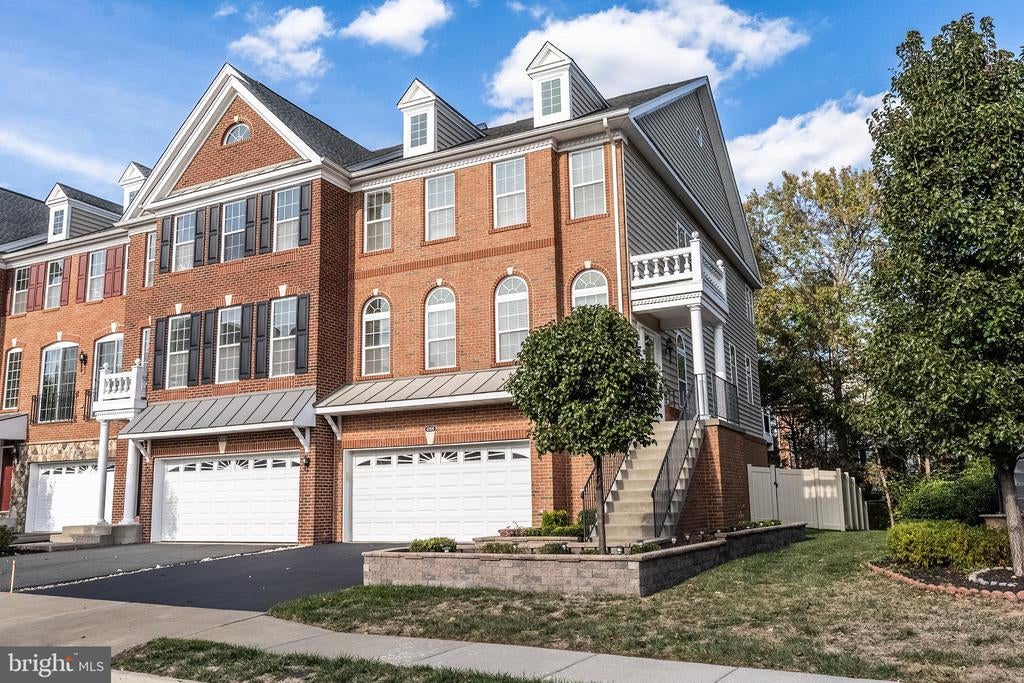 42826 Edgegrove Heights Ter, ASHBURN