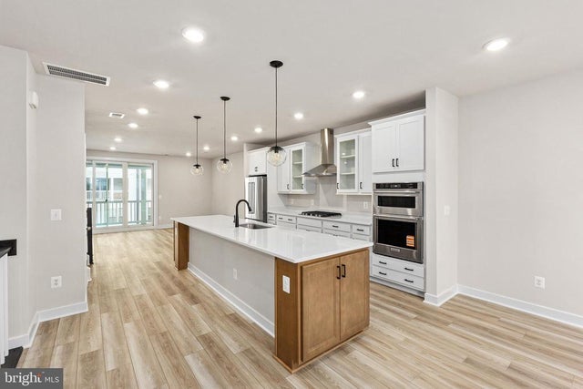 45201 Drowes Ter, Dulles