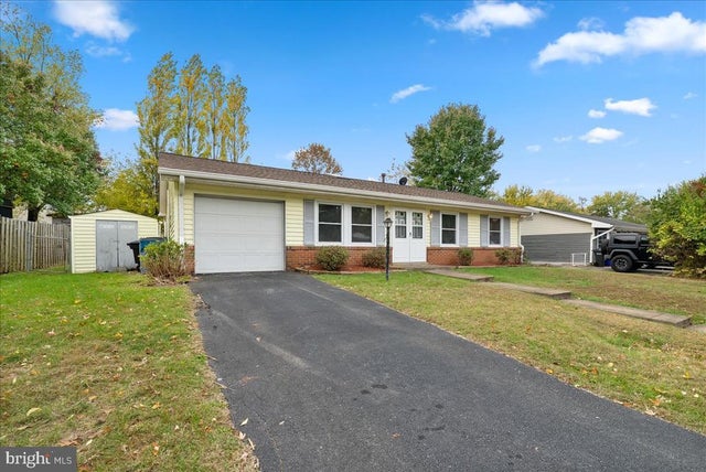 314 E Staunton Ave E, Sterling