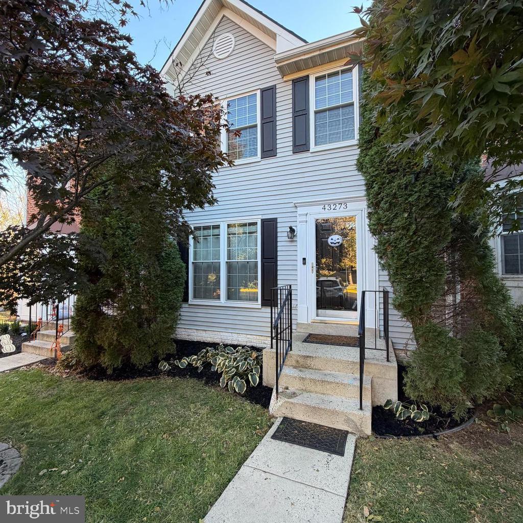 43273 Clearnight Ter, ASHBURN