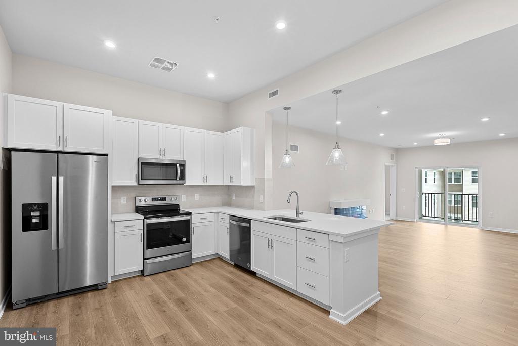 750 Mount Airy Ter Ne #403a, LEESBURG