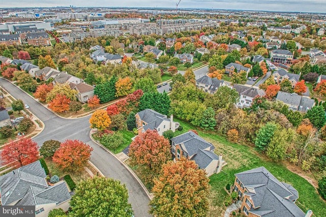 21581 Kouros Ct, Ashburn