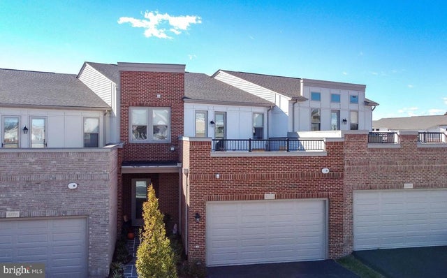 42789 Macbeth Ter, Ashburn