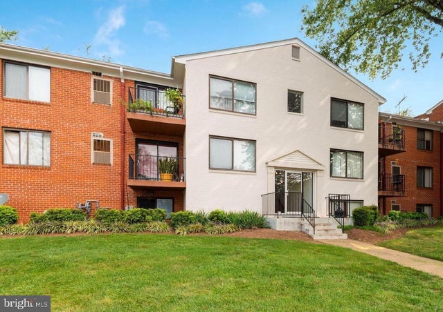 125-h Clubhouse Dr Sw #4, Leesburg