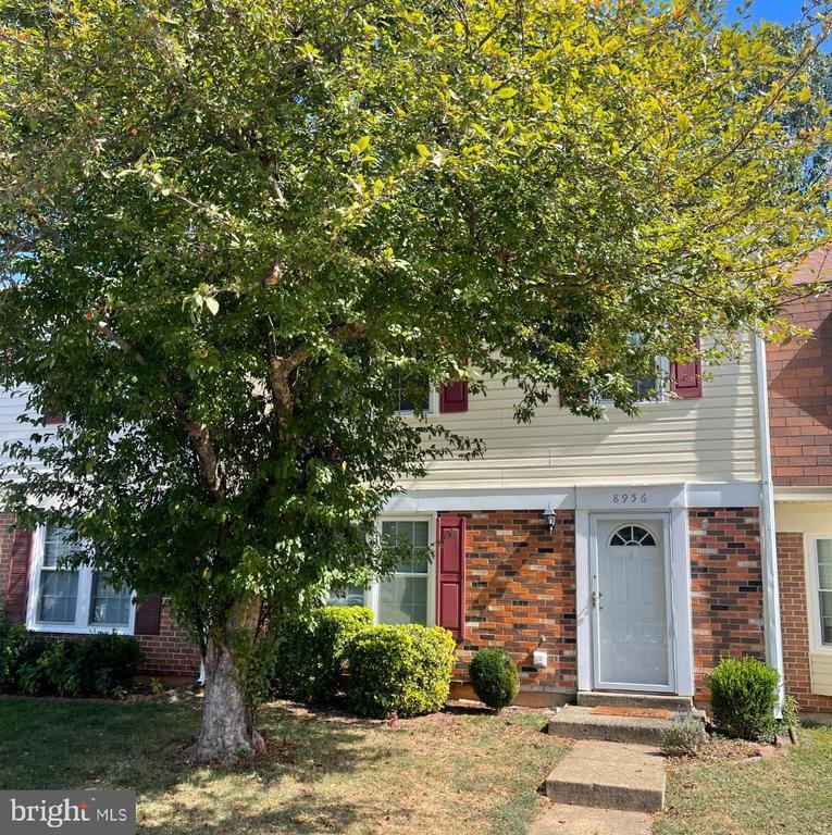 8956 Milroy Ct, MANASSAS