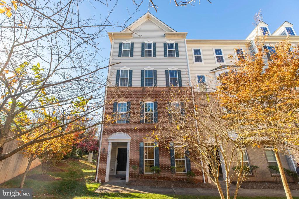 9541 Chancellorsville Ln, MANASSAS