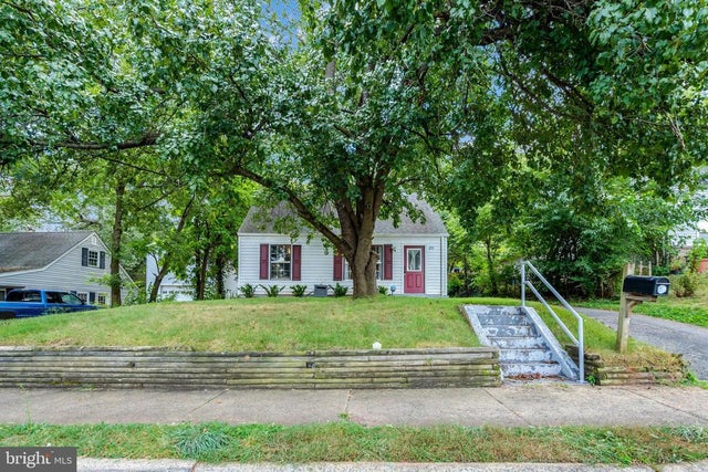 259 Moseby Dr, Manassas Park