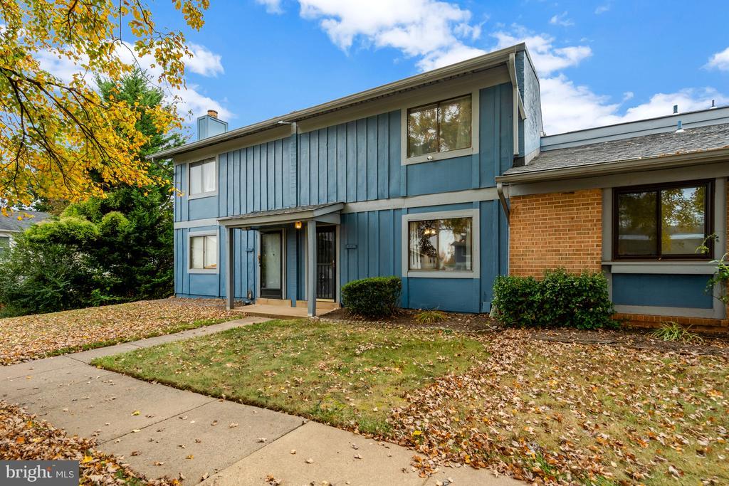 8667 Madera Ct, MANASSAS PARK