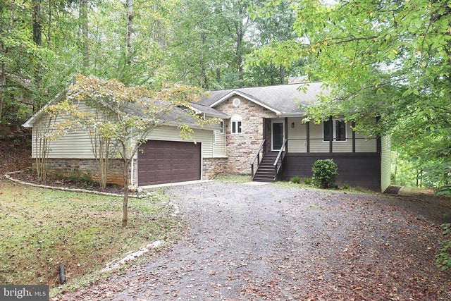1111 Eastover Pkwy, Locust Grove