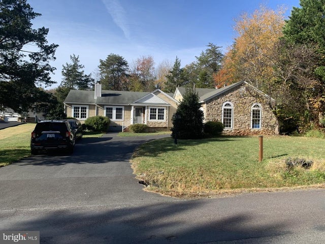 109 Fairfax Ln, Locust Grove