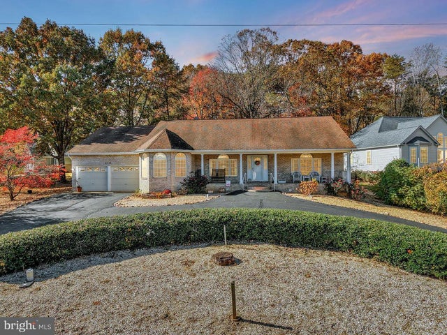 219 Cornwallis Ave, Locust Grove