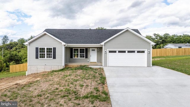 389 Leola Loop, Stanley