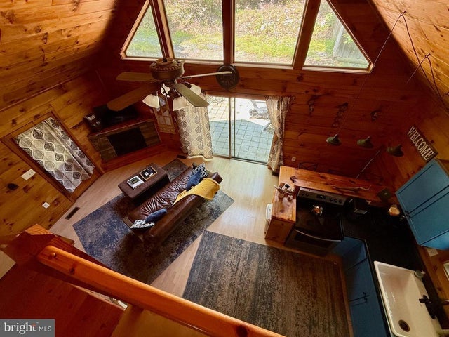 882 Lazy River West Rd, Luray