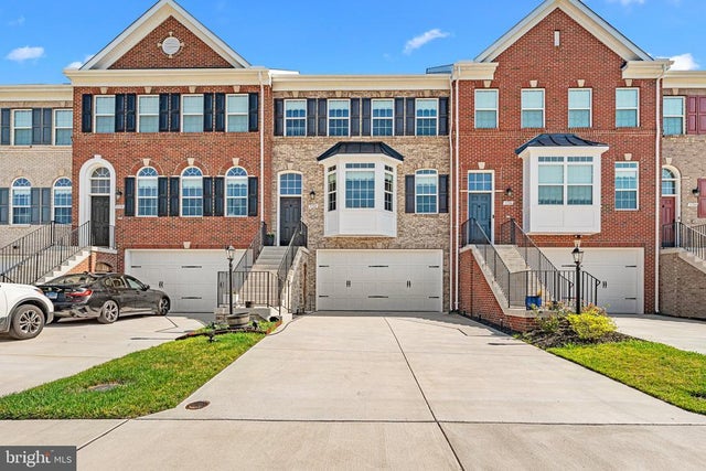 3188 Barbeque Pl, Woodbridge