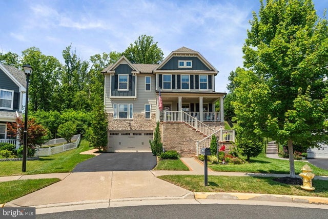 2044 Scarlet Pine Rd, Dumfries