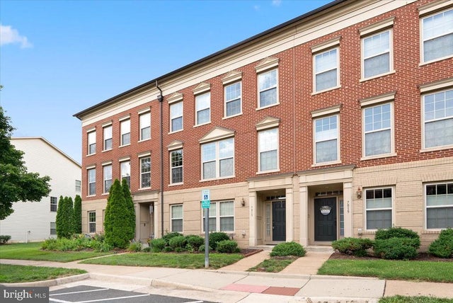 7813 Crescent Park Dr, Gainesville