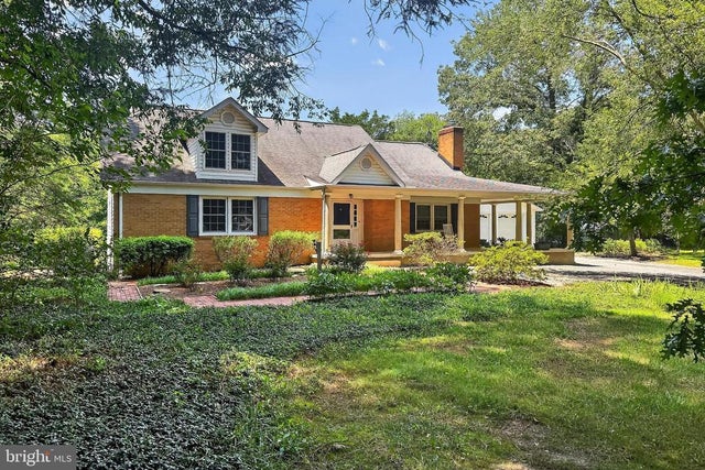 12118 Dumfries Rd, Manassas