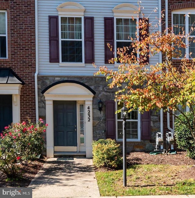 4232 Potomac Highlands Cir, Triangle