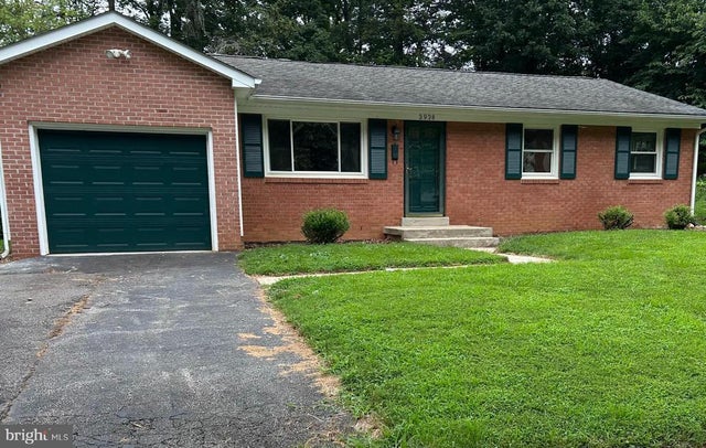 3938 Forestdale Ave, Woodbridge