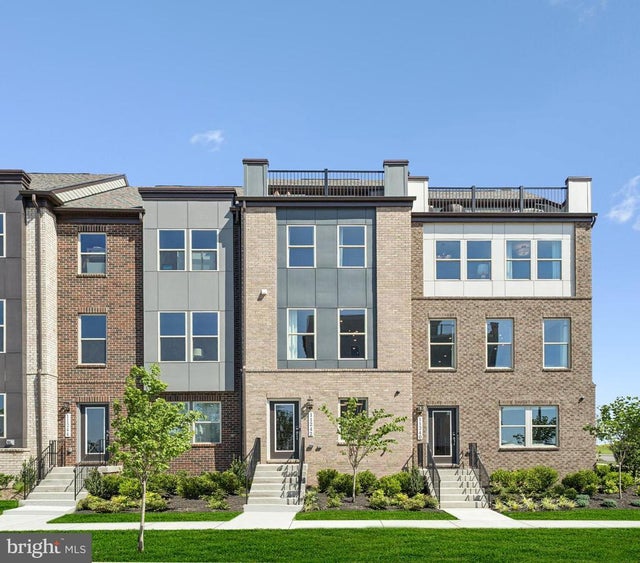 8883 Curie St, Manassas
