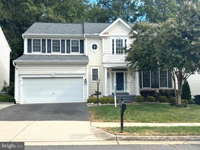 13025 Pilgrims Inn Dr, Woodbridge