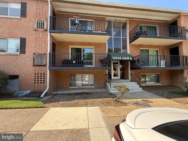 12656 Dara Dr #301, Woodbridge