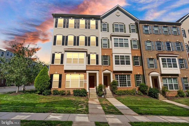 6149 Aster Haven Cir, Haymarket